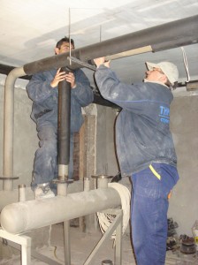 Installing pipes for the building heating system